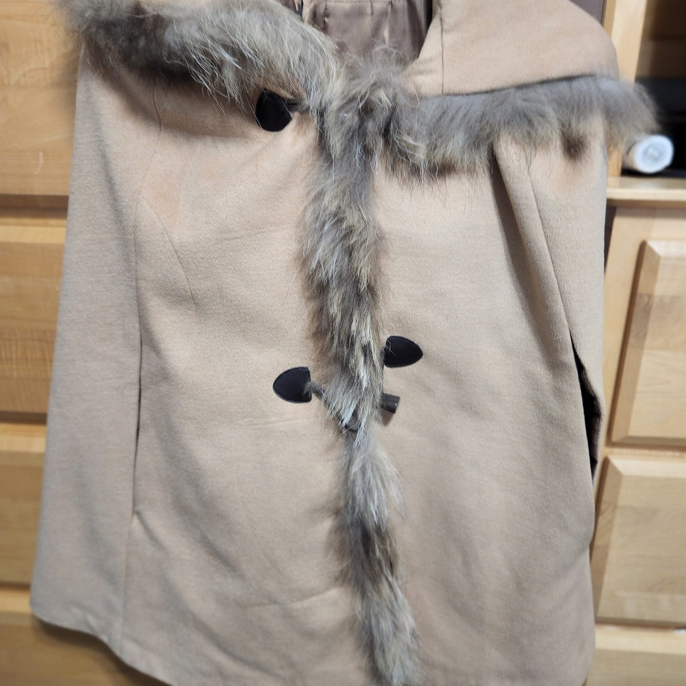 Womens coat/cape
